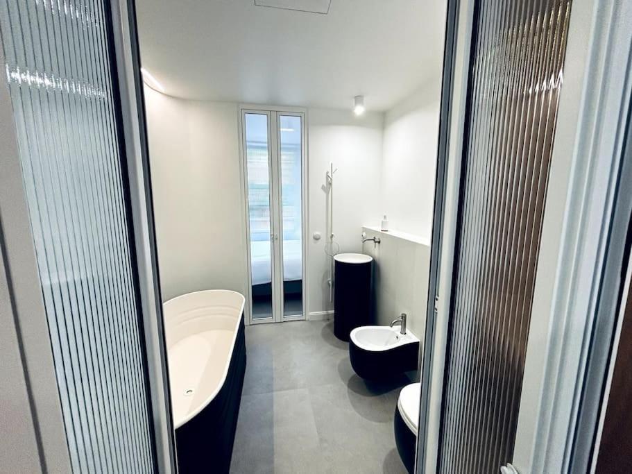 Maison Lyo - Luxueuse - King Size & Baignoire Cannes