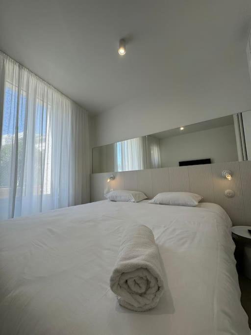 Maison Lyo - Luxueuse - King Size & Baignoire Appartement Cannes